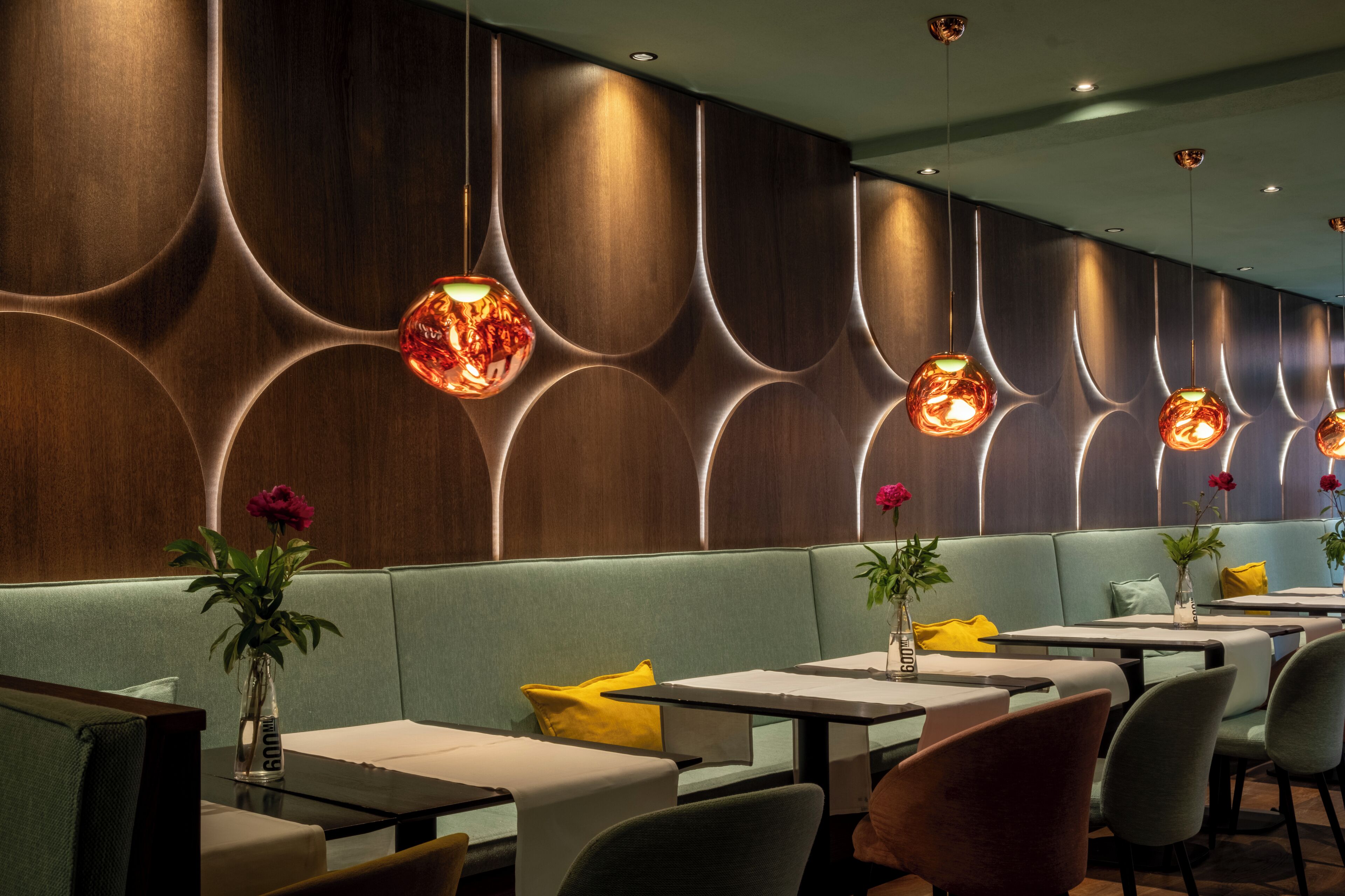 breakfast, lunch, dinner served; german cuisine, al fresco dining