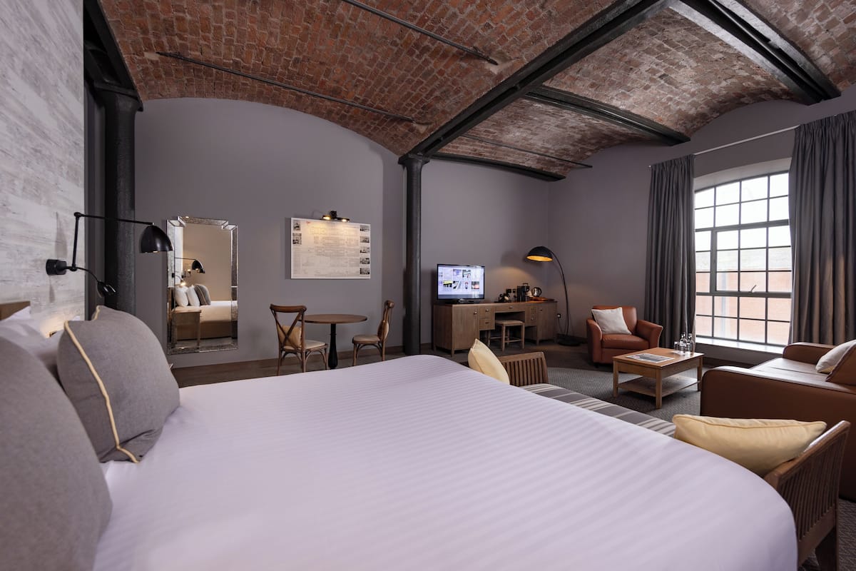 superior double room | egyptian cotton sheets, premium bedding, in-room safe, desk