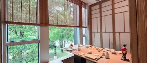 4 Restaurants, Frühstück, Mittagessen, Abendessen, chinesische Küche