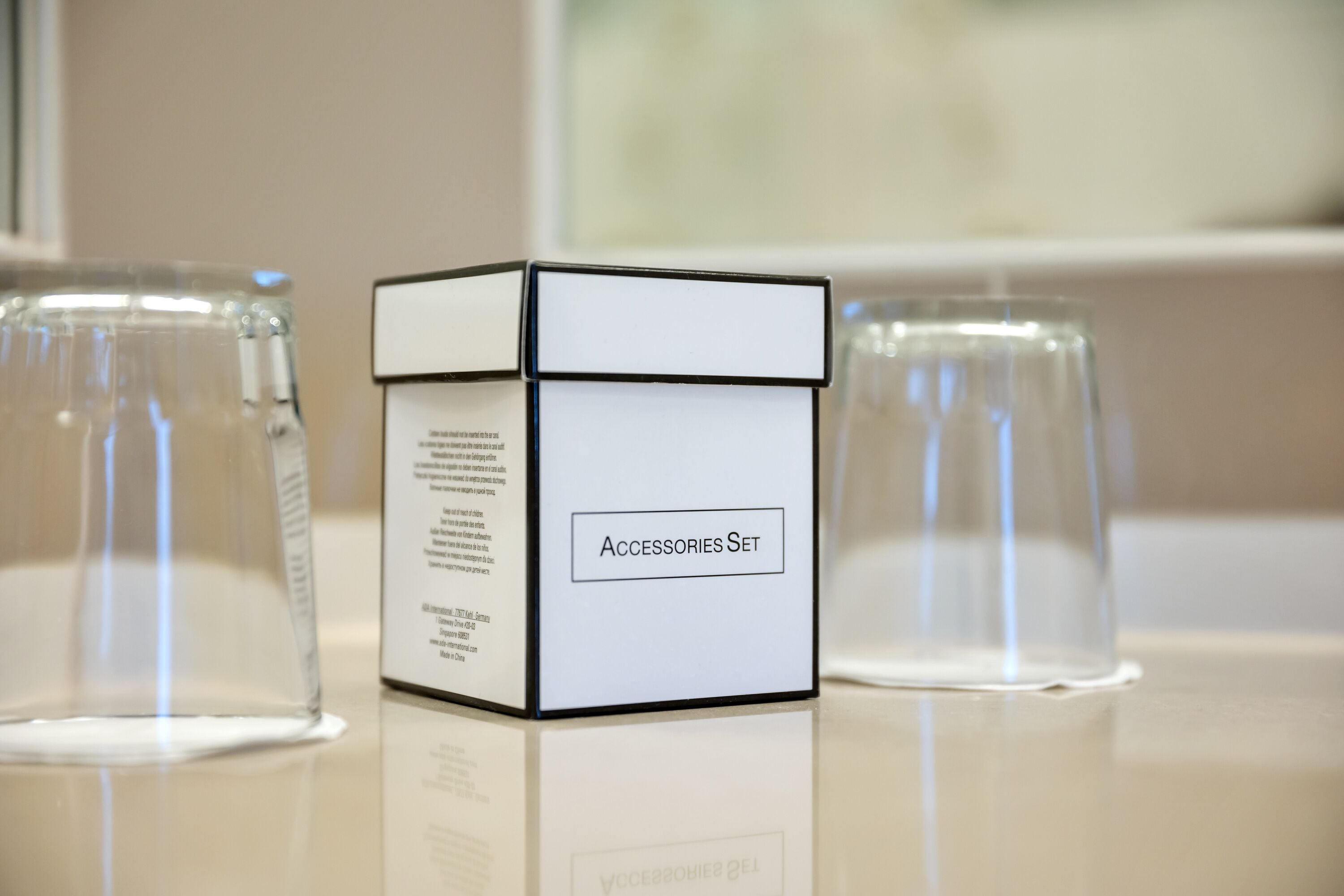 premium double room | living area | flat-screen tv