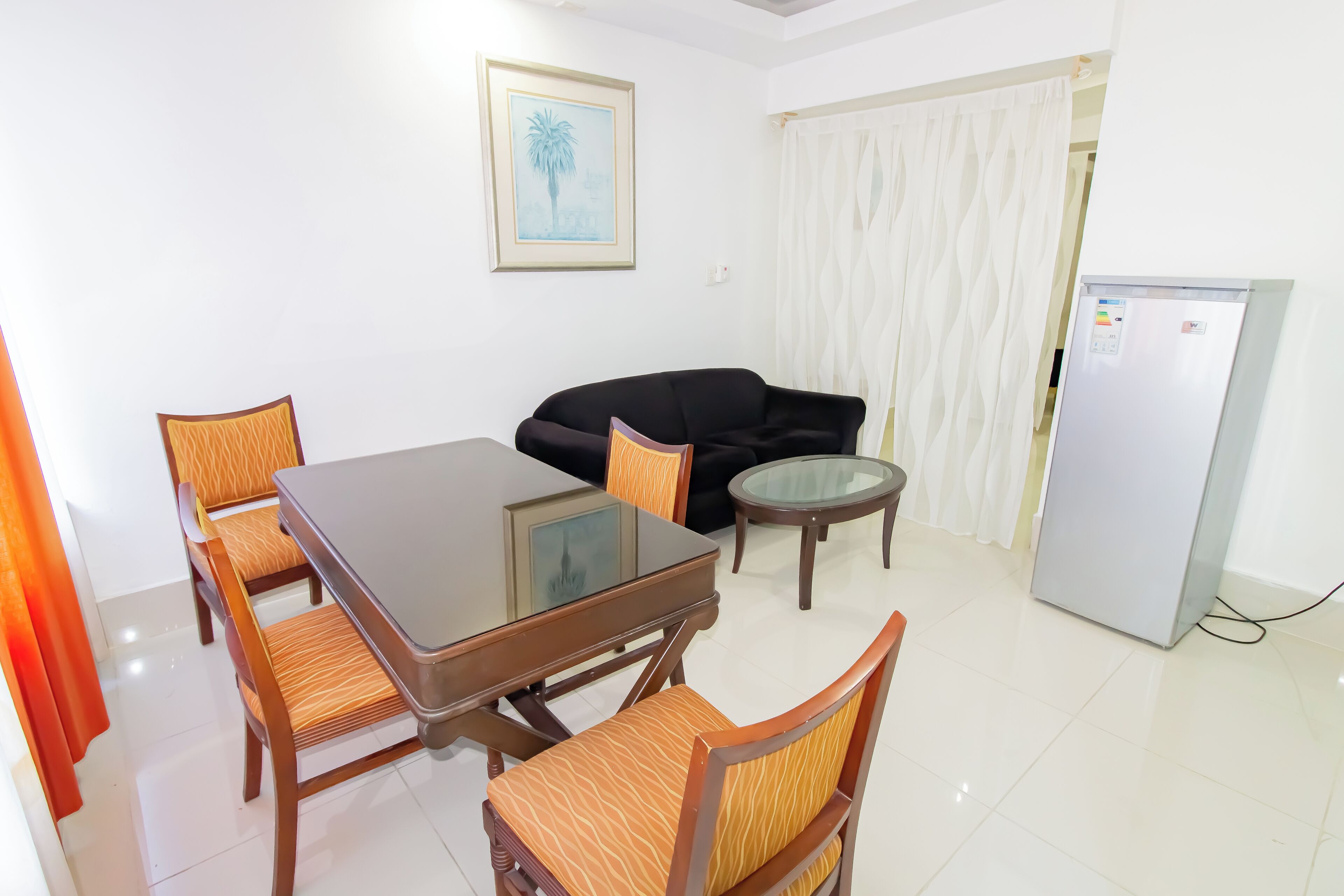 高级开间, 1 张特大床 | 加厚床垫、客房内保险箱、遮光窗帘、隔音