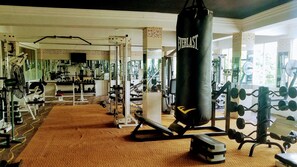 Gym - La Casona Dorada (Santo Domingo)