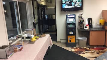 Sudah termasuk sarapan ala kontinental setiap hari