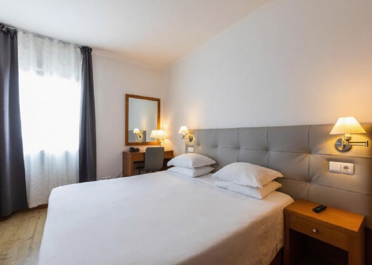 高級雙人房 | 免費 Wi-Fi、床單