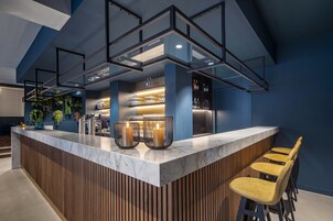 Bar (en el alojamiento)