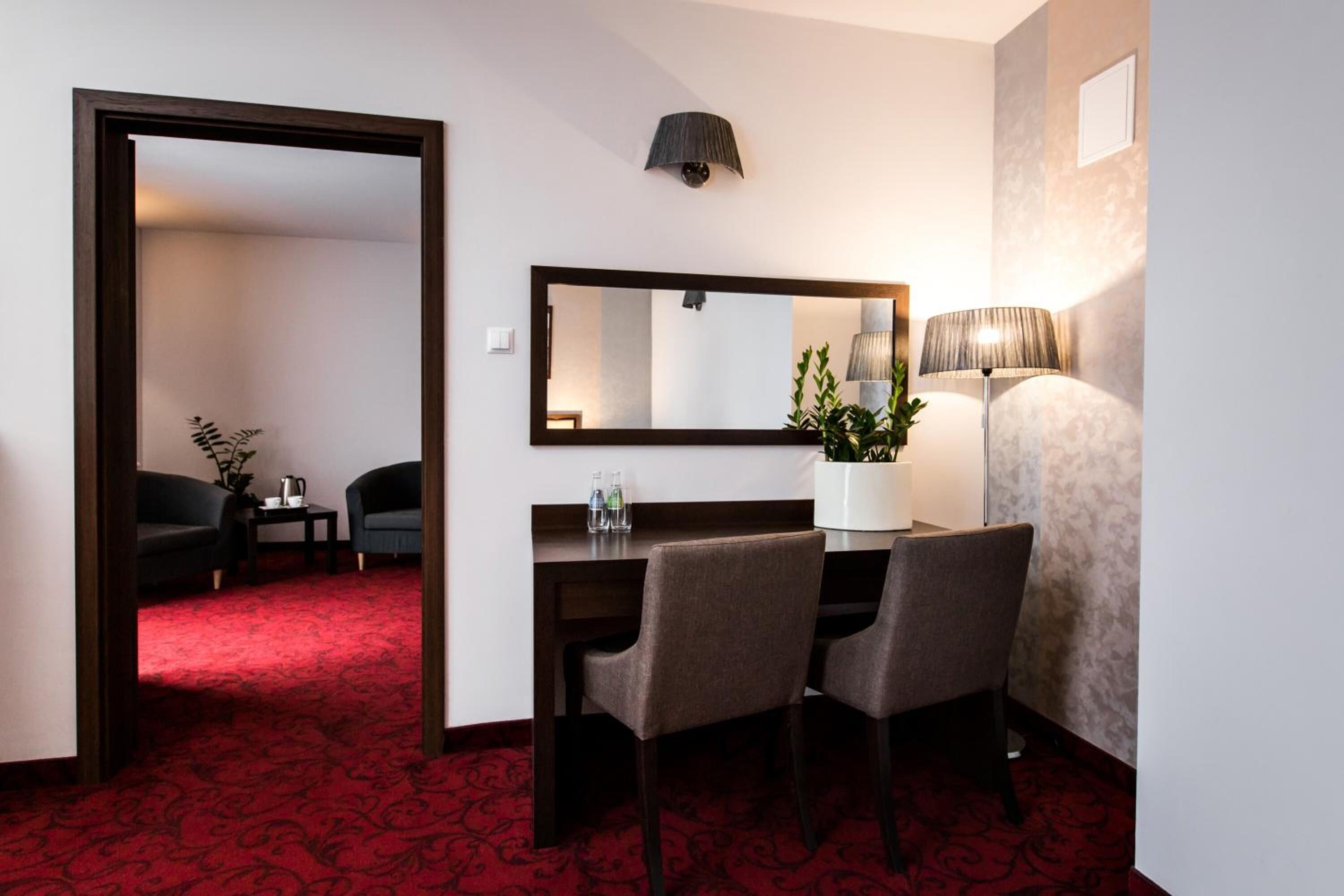 in-room safe, desk, iron/ironing board, free wifi