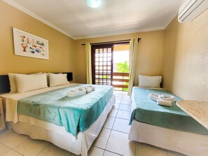 Superior Triple Room | Minibar, in-room safe, blackout curtains, free WiFi - Estação do Sol Praia Hotel (Ipojuca)