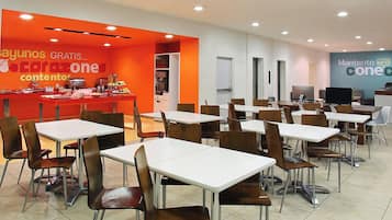 Se sirven desayunos y cocina mexicana