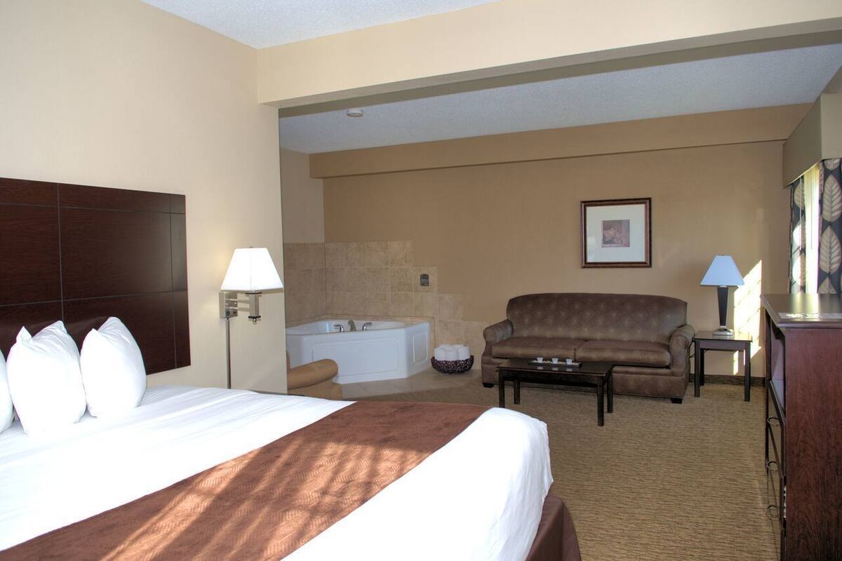 Suite, Jetted Tub, Ground Floor
