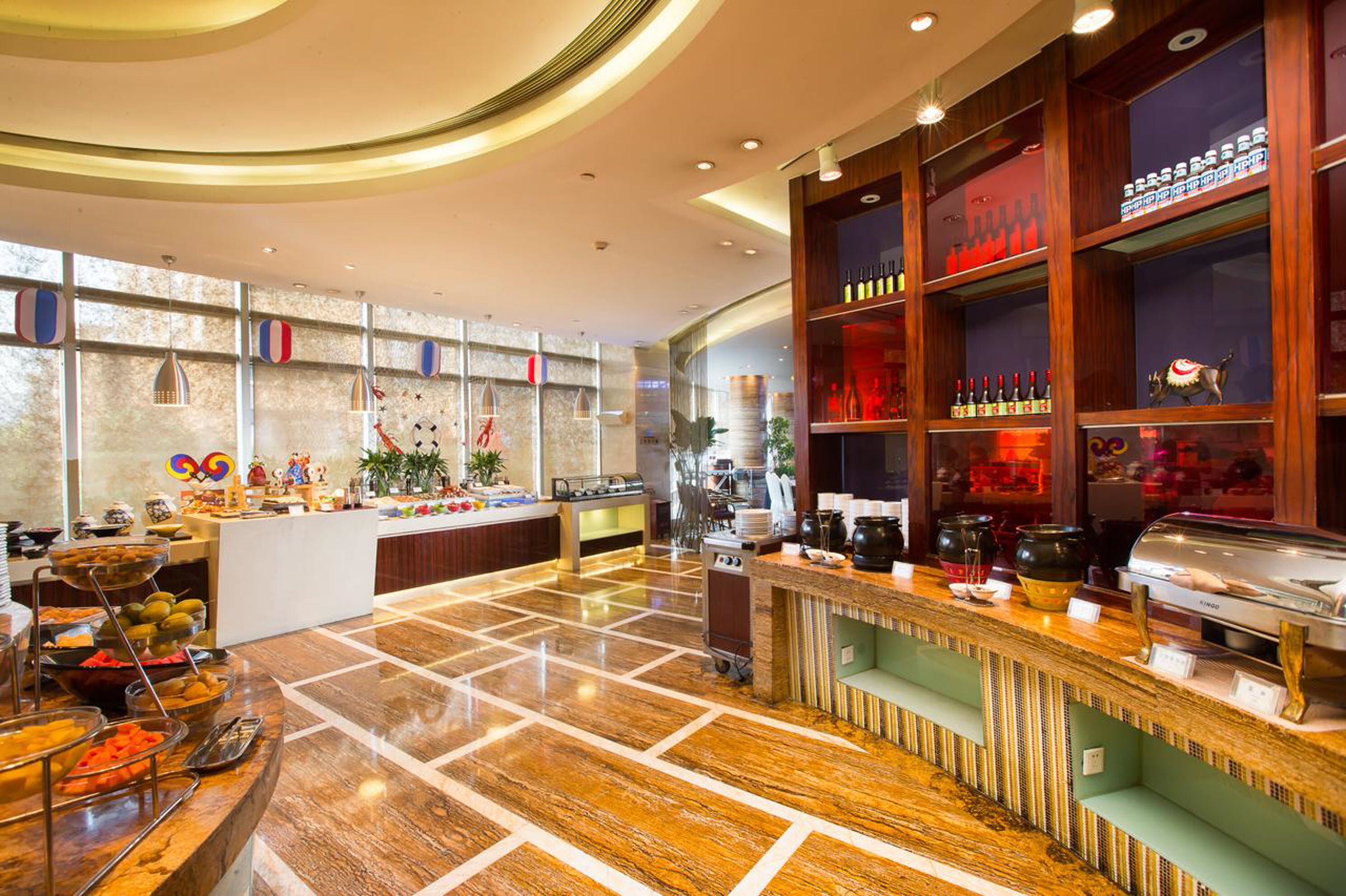 daily buffet breakfast for a fee