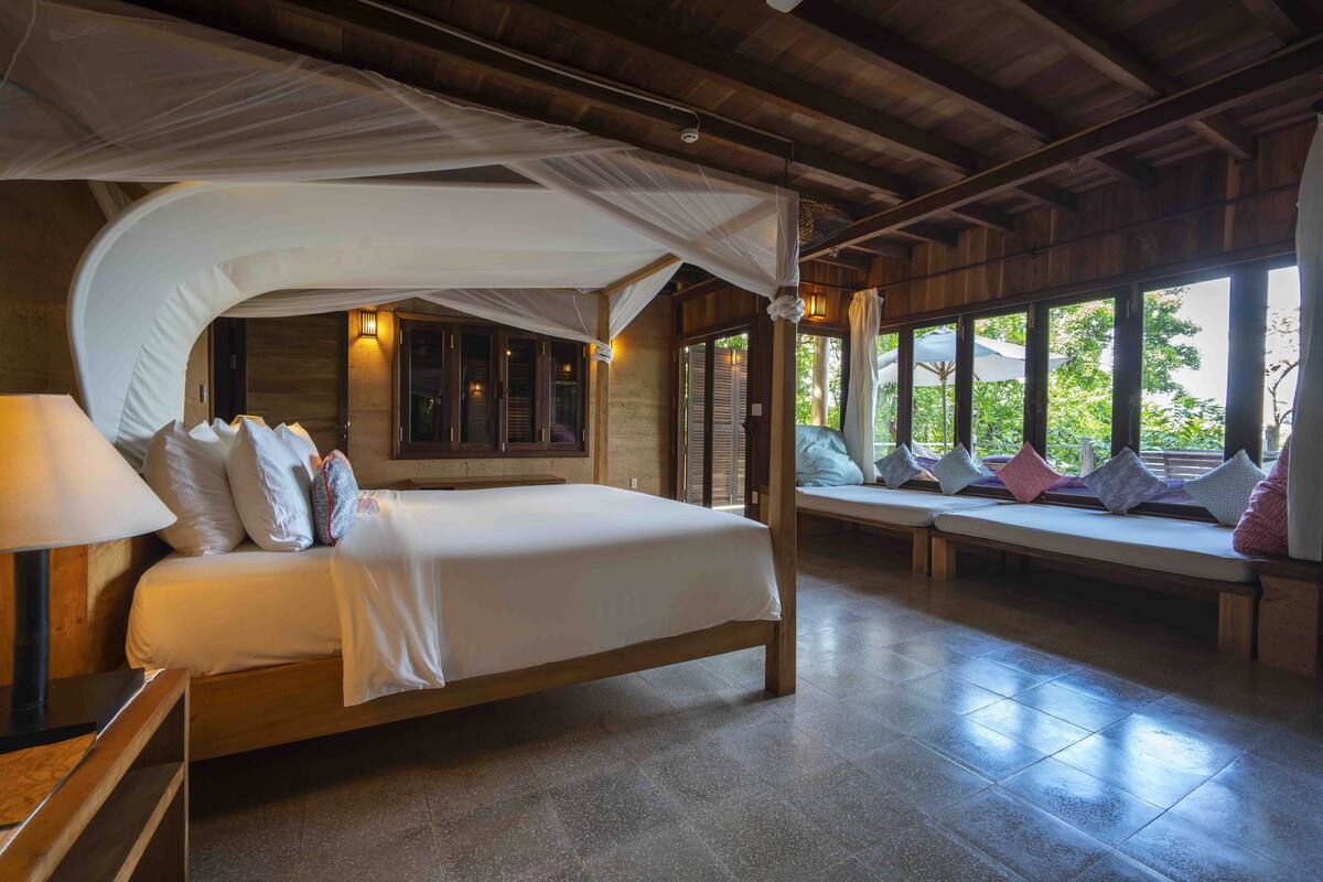 private bay view villa | 1 bedroom, in-room safe, free wifi