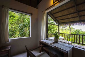 Deluxe Sea View PLANTATION bungalow | Udsigt fra værelset