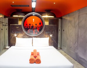 Room (Pool Deluxe) - Nicky's Handlebar Hotel (Patong)