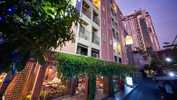 Ảnh chưa phân loại, 1 trong số 45 ảnh, nút