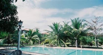 Hotel Lagoon Paradise