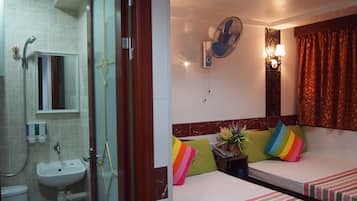 Caja de seguridad en la habitación y sistema de insonorización