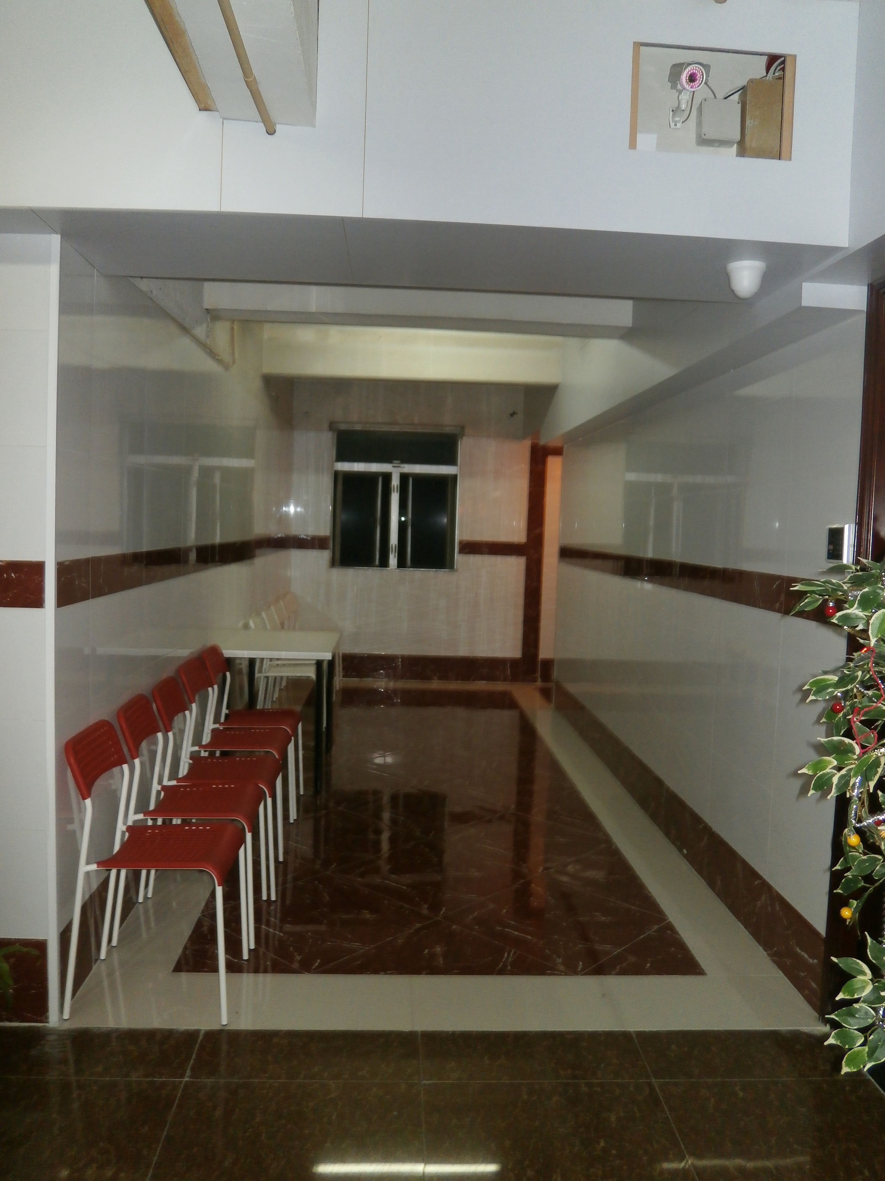 Photo - Delta Lounge