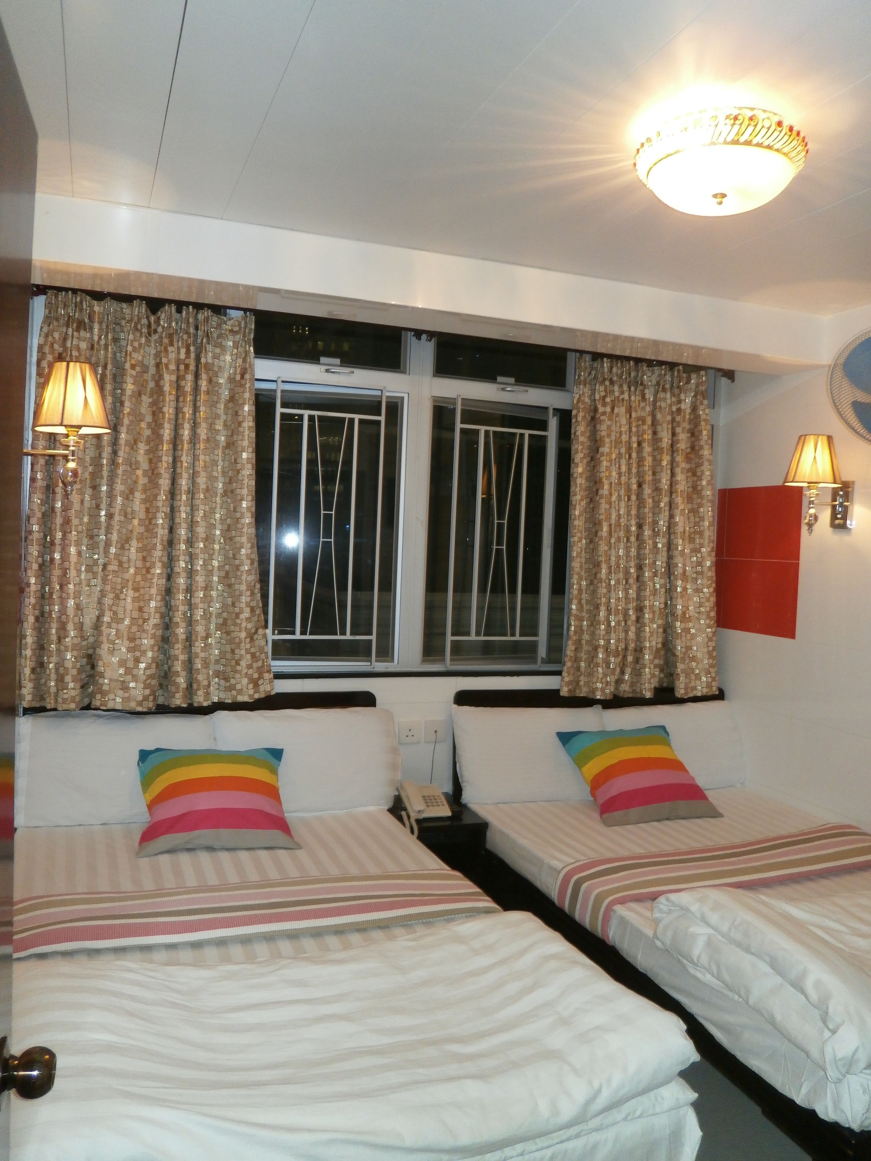 Photo - Delta Lounge