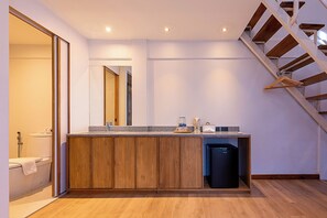 Panoramic Studio | Iron/ironing board, free WiFi, bed sheets - Boxpackers Pratunam Hotel (Bangkok)