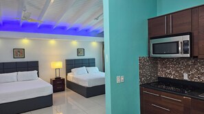 Studio Keluarga, Beberapa Tempat Tidur | Brankas dan didekorasi berbeda-beda