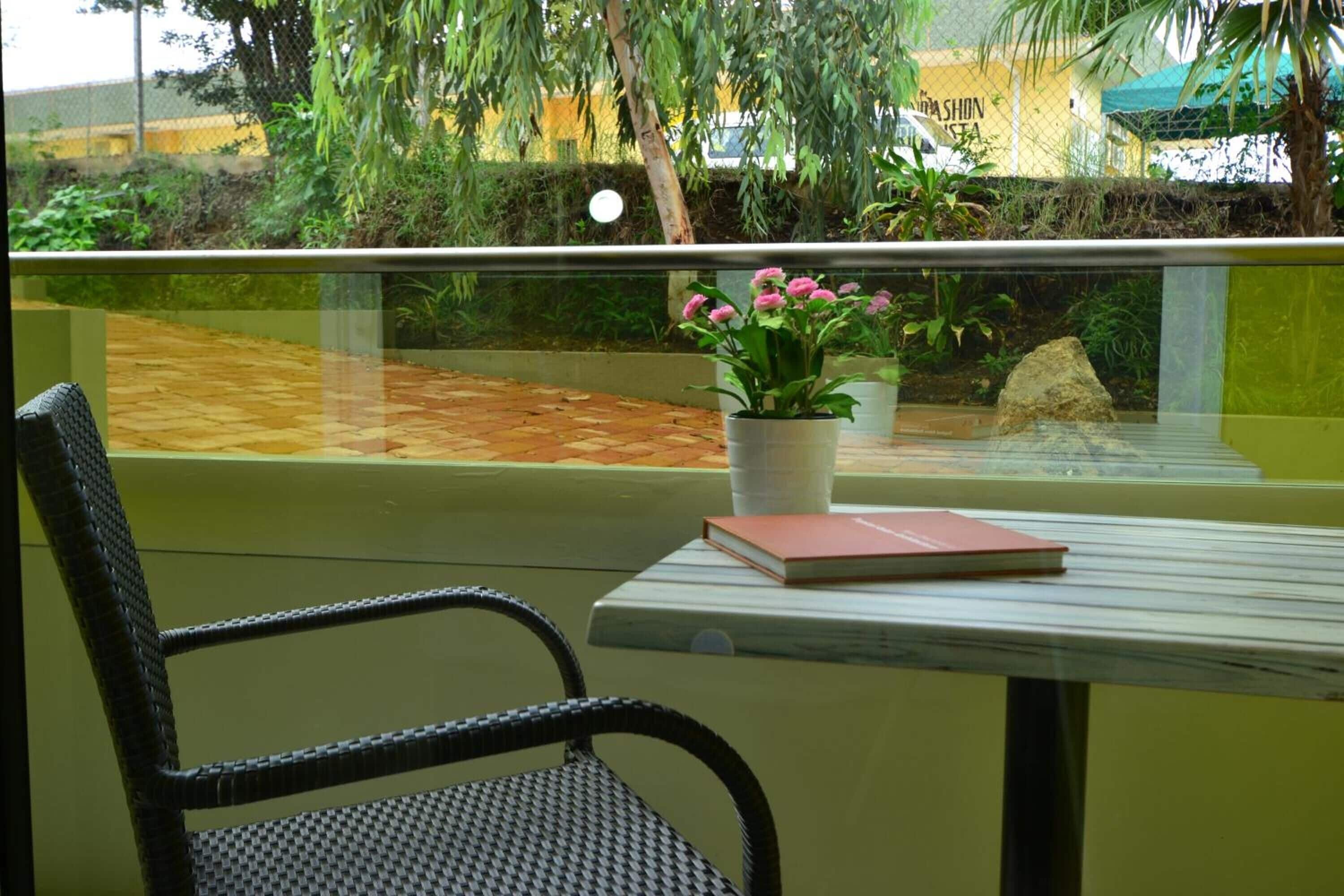 Premium-Studio, 1 King-Bett und Schlafsofa | Balkon