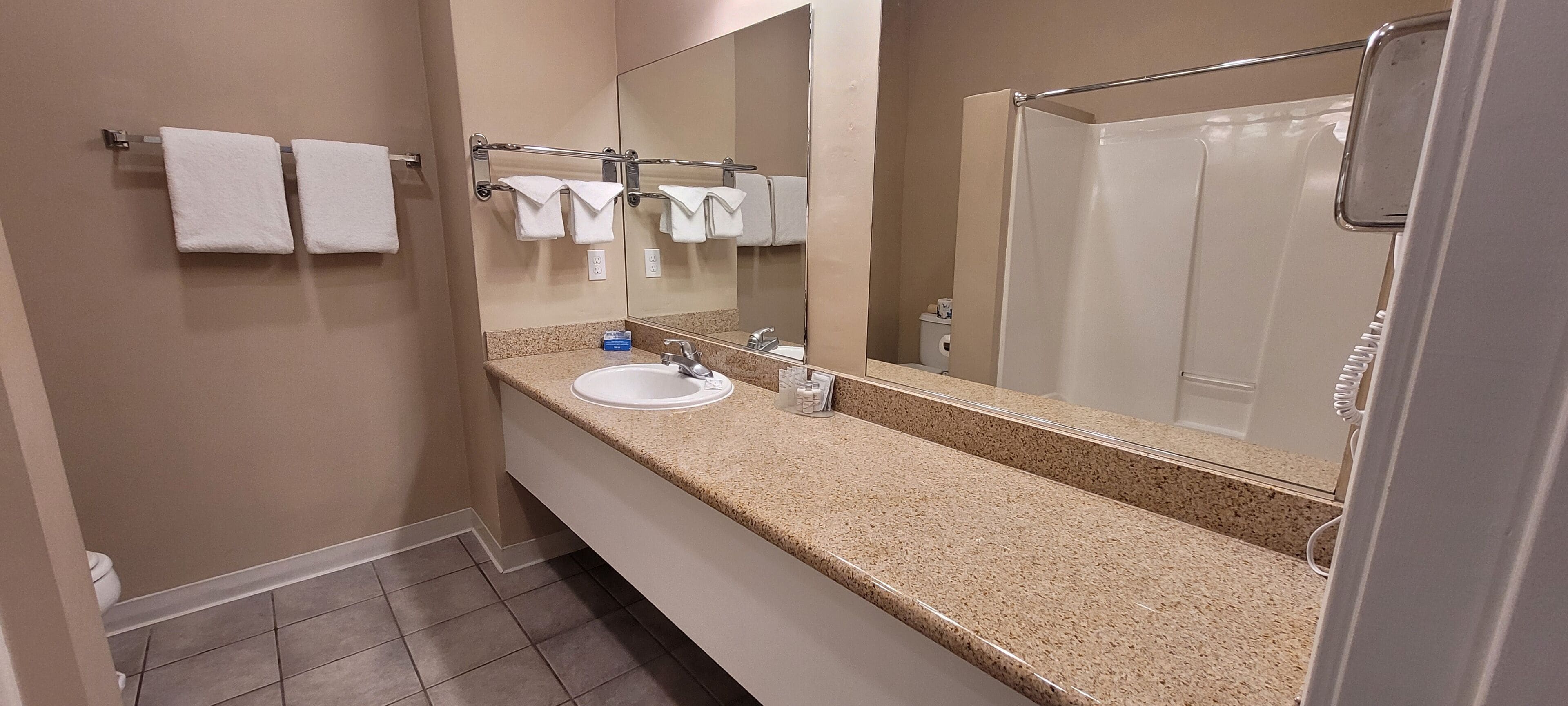 Photo - Butterfly Grove Inn