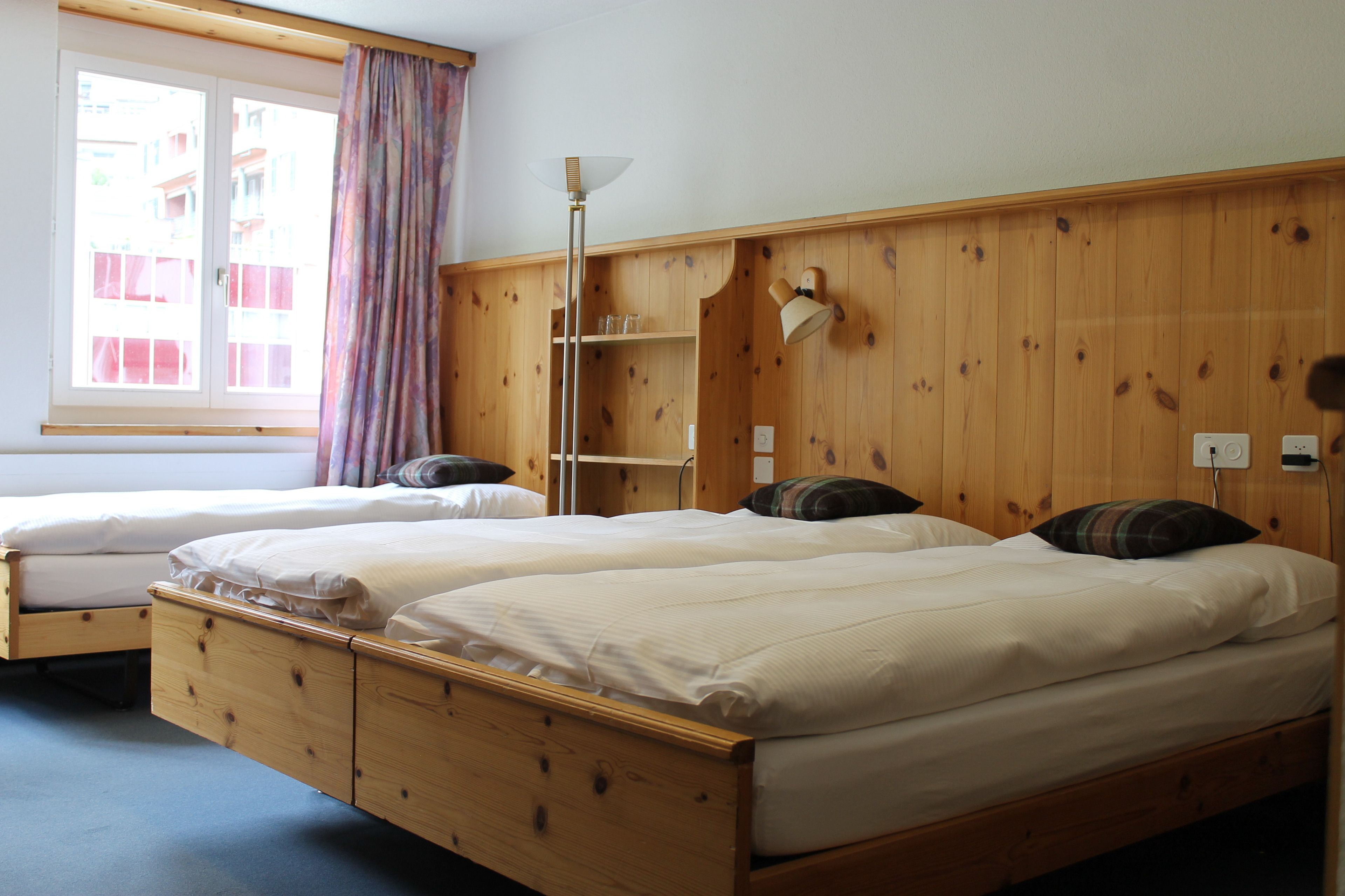 Triple Room | Hypo-allergenic bedding, down duvets, in-room safe