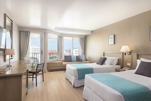 Deluxe Balcony Partial Seaview