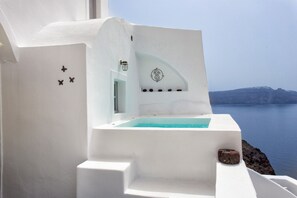Junior Suite, Jetted Tub | Jetted tub