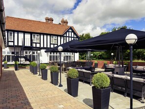 Unclassified image, 3 of 62, button - Mercure Thame Lambert Hotel (Watlington)