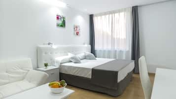 Superior-Doppelzimmer | Schreibtisch, Verdunkelungsvorhänge, Bügeleisen/Bügelbrett, Bettwäsche