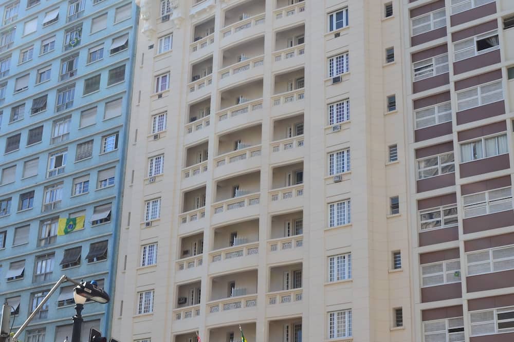 Hotel Lux