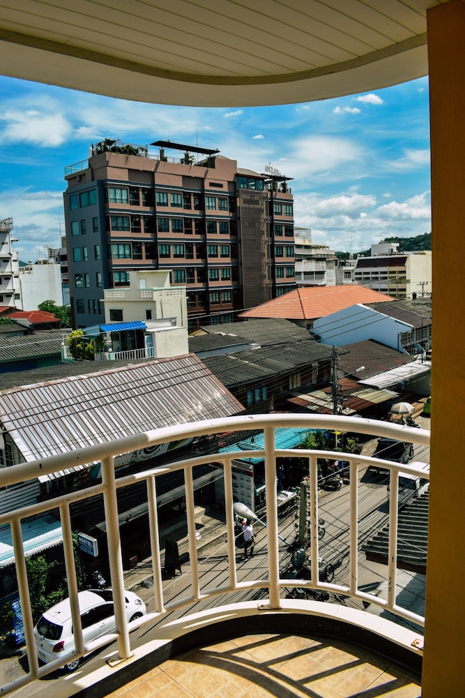 โรงแรมชมสินธ์ุ by null