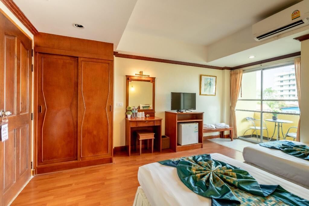 In-room safe, desk, blackout curtains, WiFi