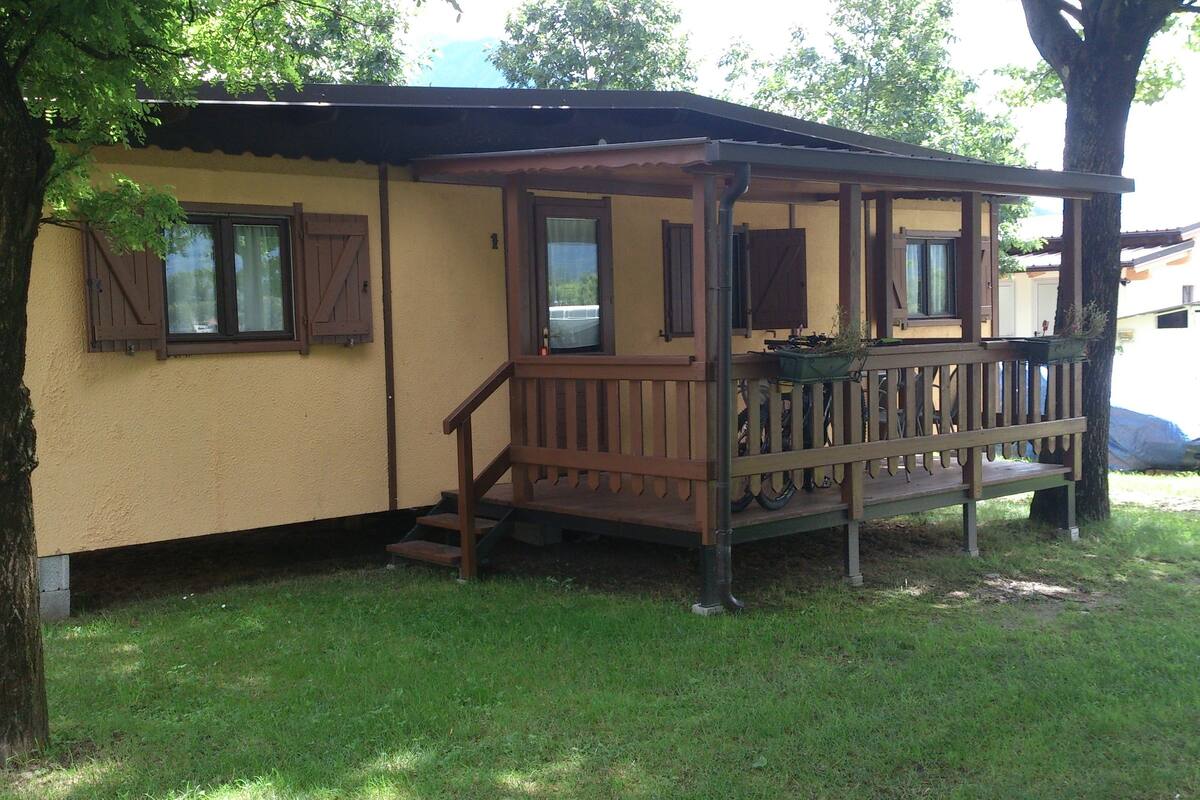 Stacaravan, 2 slaapkamers | Een kluis op de kamer, gratis wifi, beddengoed