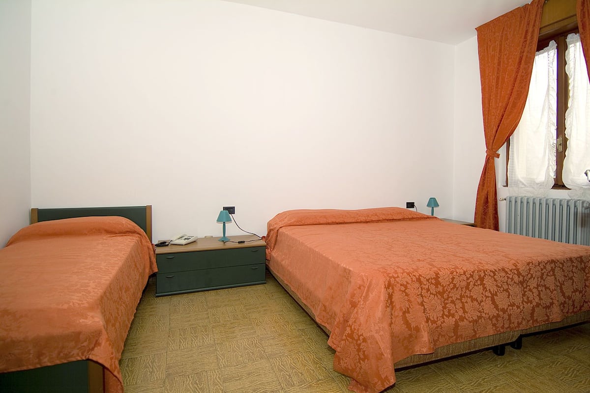Appartement, 1 slaapkamer | Een kluis op de kamer, gratis wifi, beddengoed