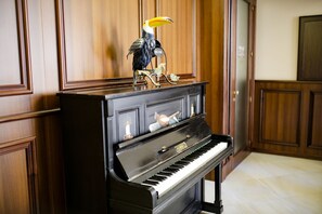 Bar (on property) - Hotel Lanfipe Palace (Naples)