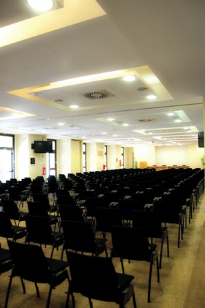 会议设施