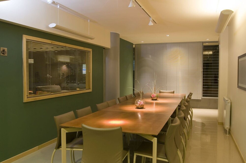 Urbana Class Hotel photo 5