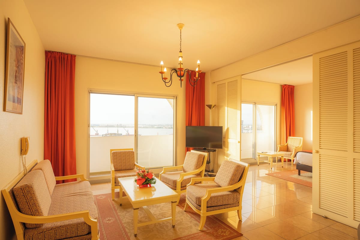 Suite Senior (Suite) | 1 camera, biancheria da letto di alta qualità, copriletto in piuma