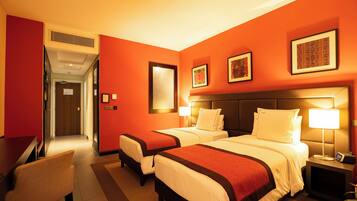 Camera Deluxe con 2 letti singoli | Biancheria da letto di alta qualità, copriletto in piuma