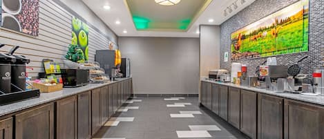 Petit déjeuner buffet compris tous les jours