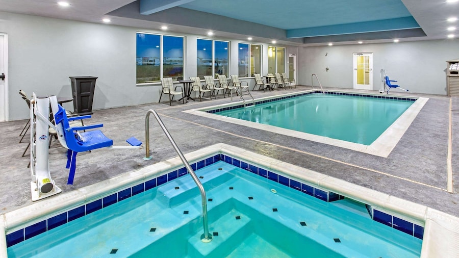 La Quinta Inn & Suites by Wyndham Paducah