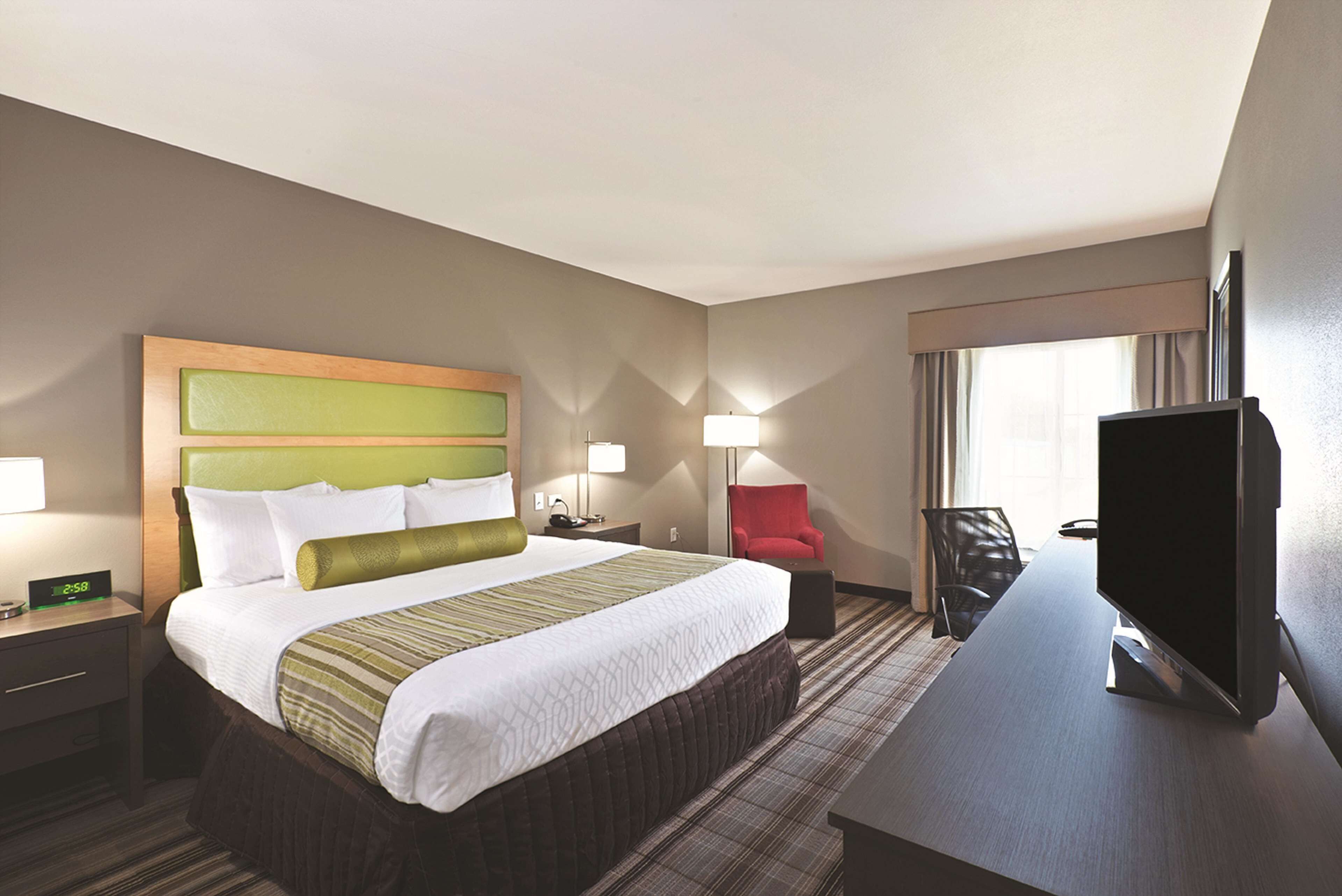 Premium bedding, desk, soundproofing, iron/ironing board