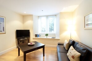 Apartment, 2 Bedrooms | 2 bedrooms, premium bedding, individually decorated - Edinburgh Church Apartments (Edinburgh)