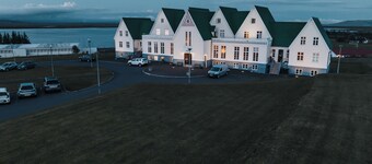 Heradsskolinn Historic Guesthouse