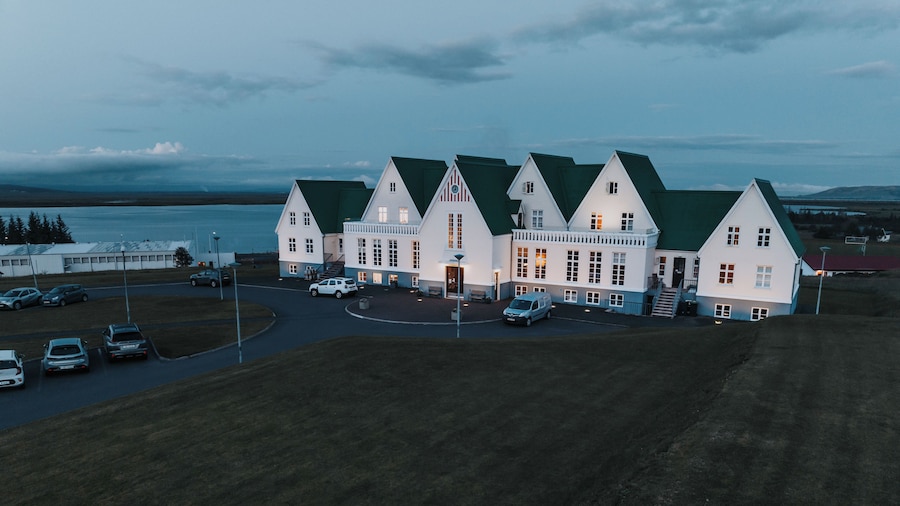 Heradsskolinn Historic Guesthouse