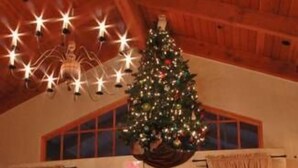 Interior - El Pueblo Inn (Sonoma)