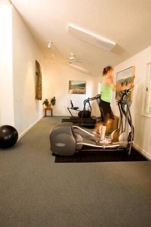 Fitness facility - El Pueblo Inn (Sonoma)