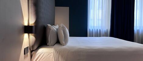 Caja de seguridad en la habitación, escritorio y insonorización